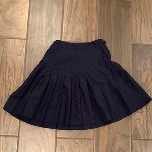 Flynn O’Hara navy blue knife pleat skirt